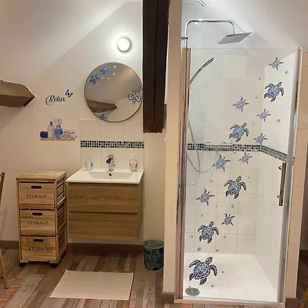 Apartment Chez Claire Et Ju Egly